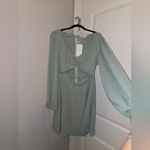 Asymmetrical Sage Green Cutout Dress - Women - Picture 2 of 6